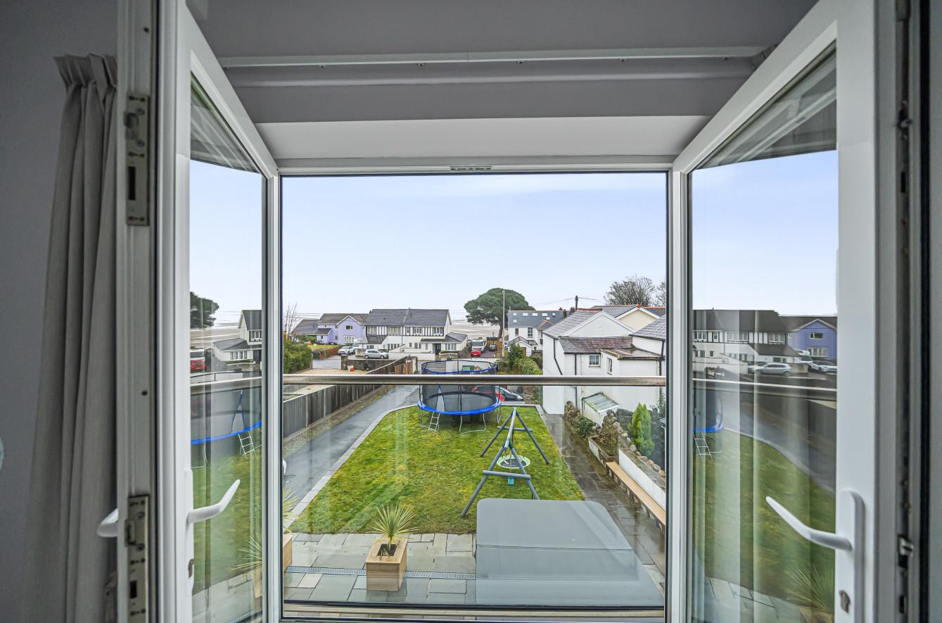 Mumbles Road, West Cross, Swansea, £899,995 Dawsons Property